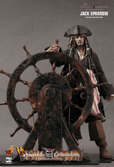 hot toys captain jack sparrow.
